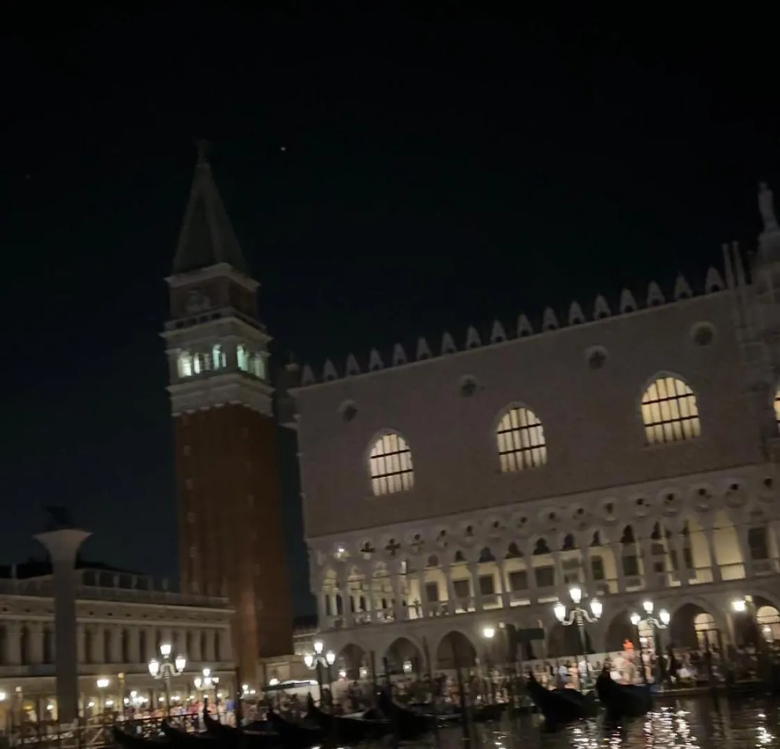 Apartment New Luxury Prince-Suite Venezia San Marco Venise